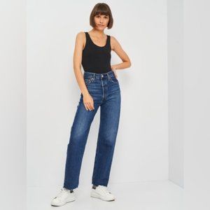 Levi's Ribcage Straight Dark Wash Size 30